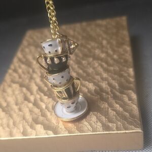 Alice In Wonderland Teatime 5 Enamel B/W Tea Cups A Diamondin Cage Long Necklace